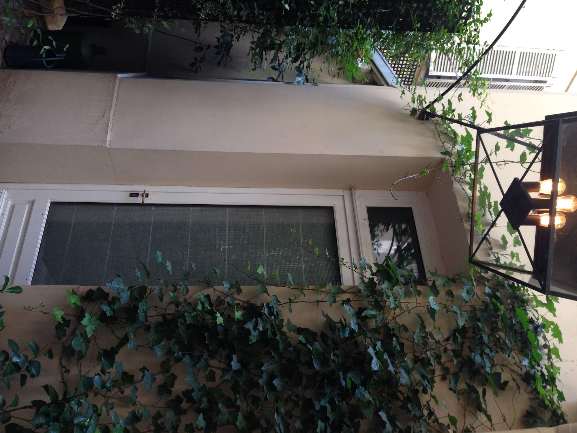 Hotel Recamier Párizs Kültér fotó